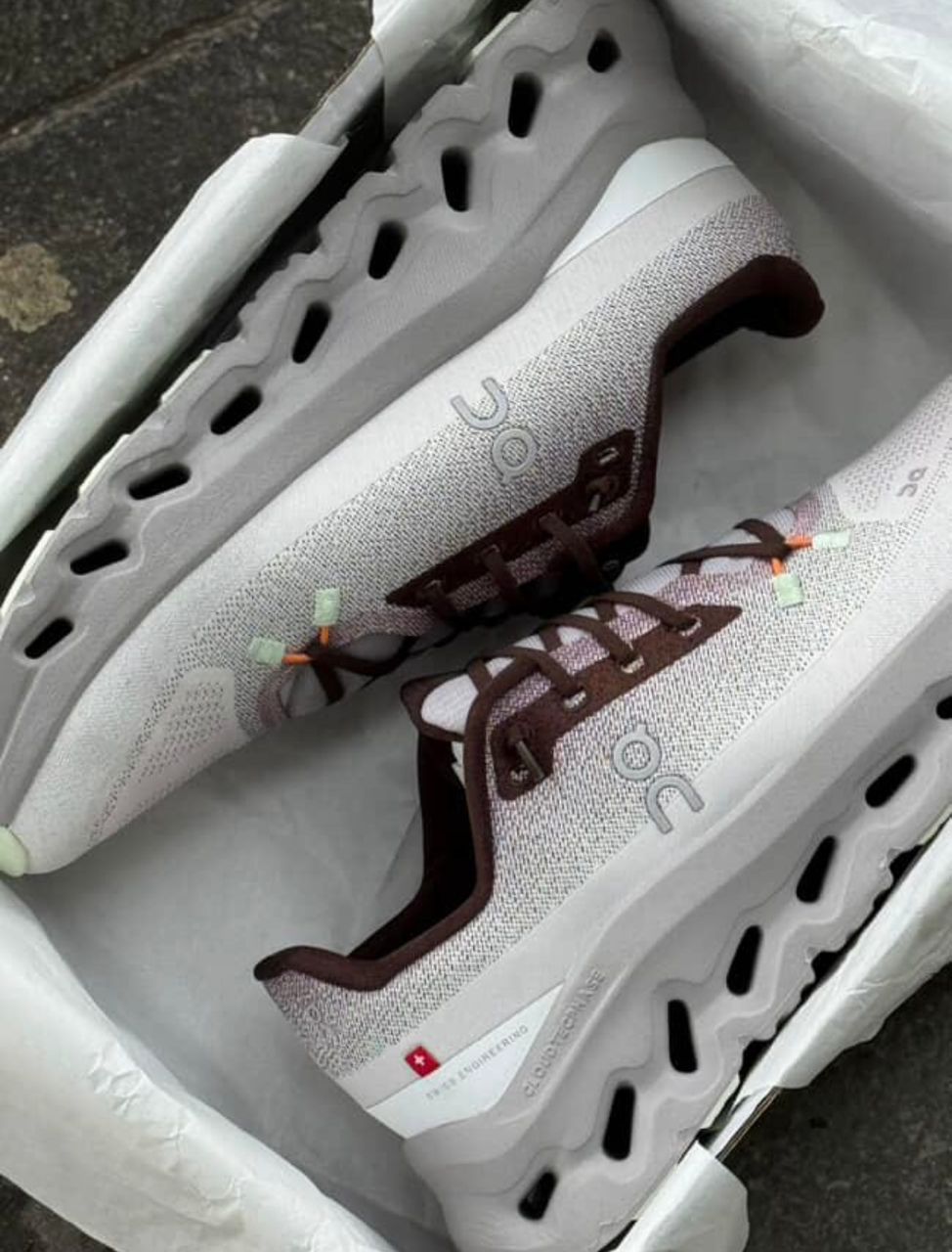 حذاء On Cloud — الراحة المطلقة والابتكار السويسري في كل خطوة: خفة، دعم، وتصميم عصري يخليك تعيش يومك بنشاط لا محدود!